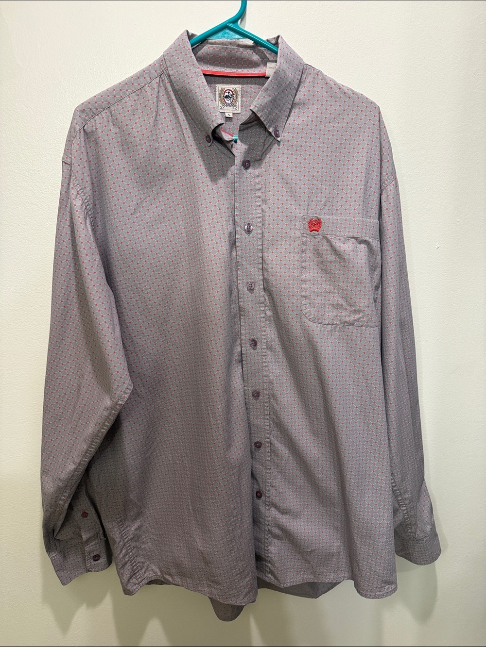Cinch Men's long sleeve Button-Down Large shirt w/front pocket.